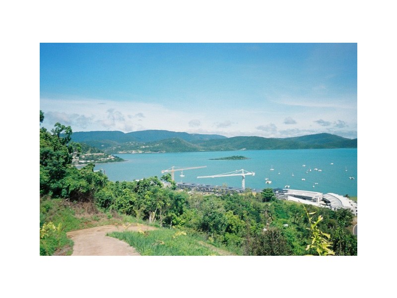 280 Shute Harbour Road, Airlie Beach QLD 4802