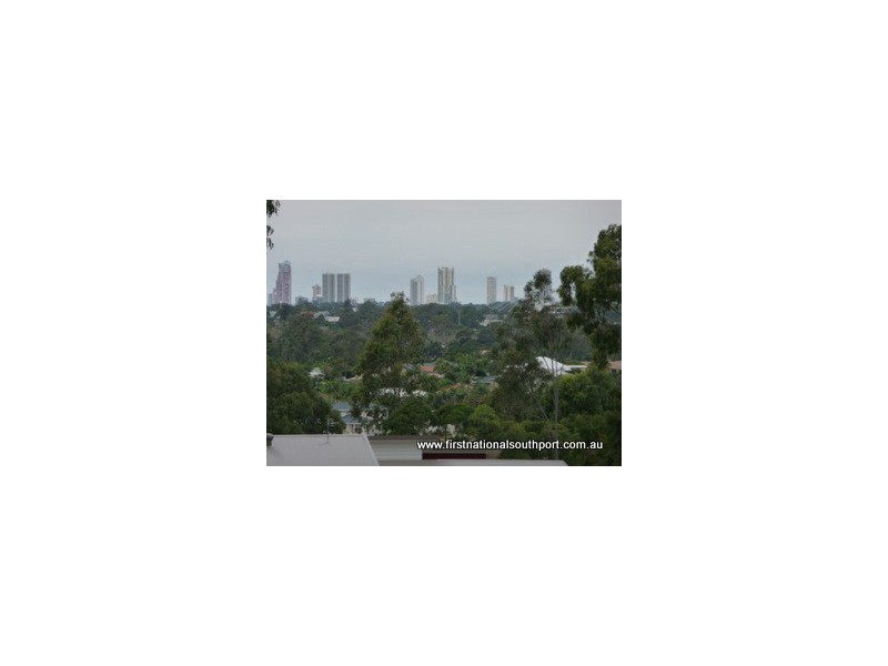 6 Kookaburra Place., Parkwood QLD 4214