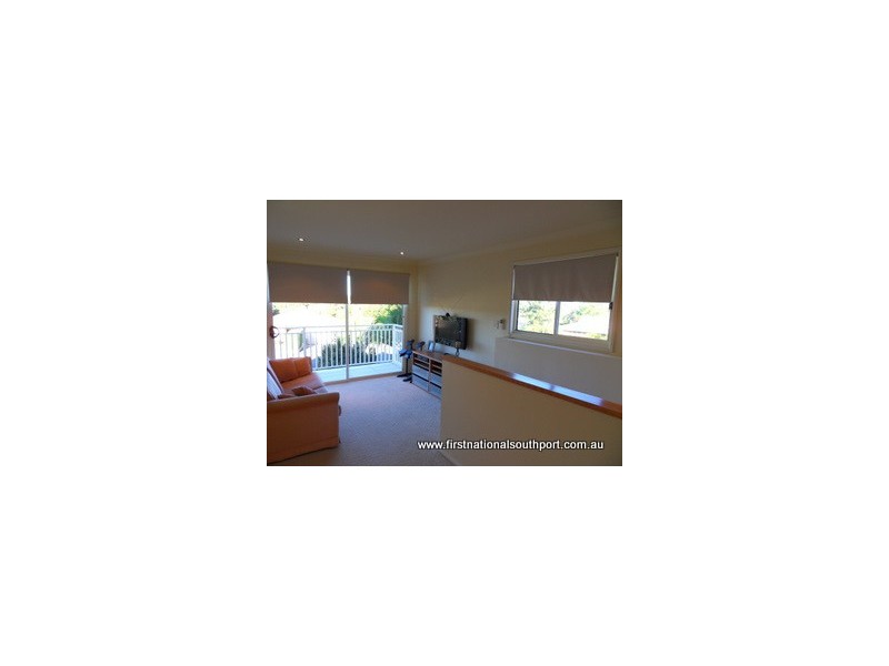 17 Cherry Hill Crescent, Parkwood QLD 4214