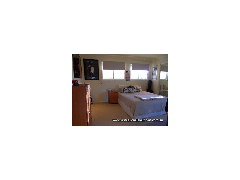 17 Cherry Hill Crescent, Parkwood QLD 4214