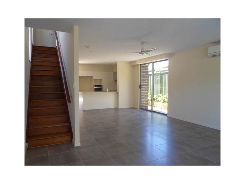 39 Gordon Street, Labrador QLD 4215