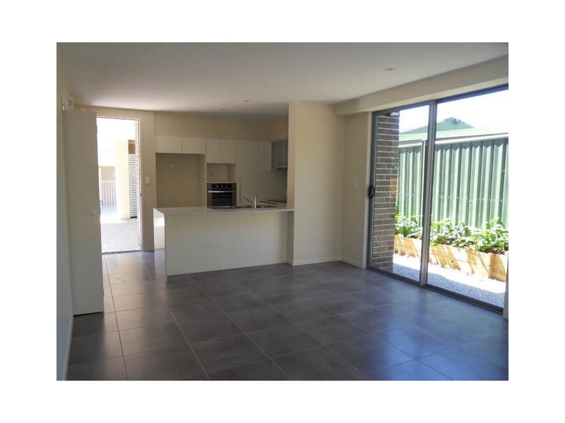 39 Gordon Street, Labrador QLD 4215