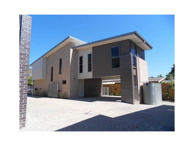 39 Gordon Street, Labrador QLD 4215