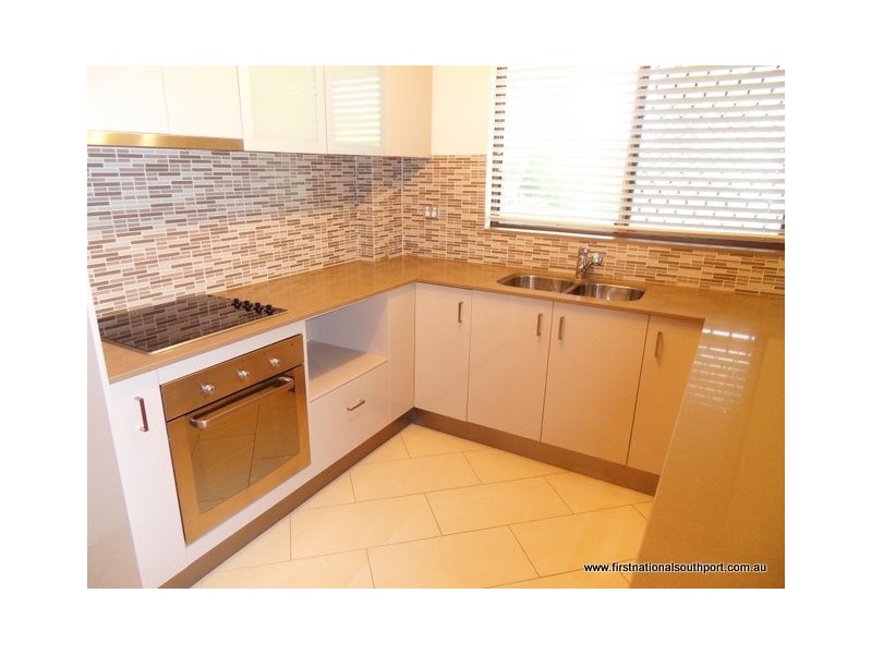 502/186 Ferny Avenue, Main Beach QLD 4217