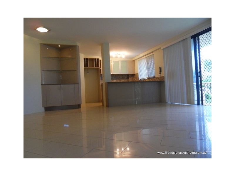 502/186 Ferny Avenue, Main Beach QLD 4217