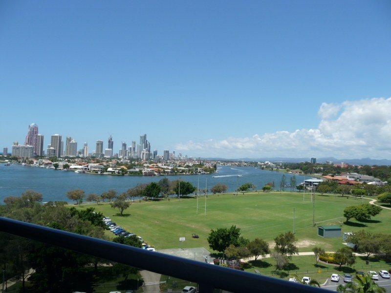 2 Aqua Street “Portia”, Southport QLD 4215