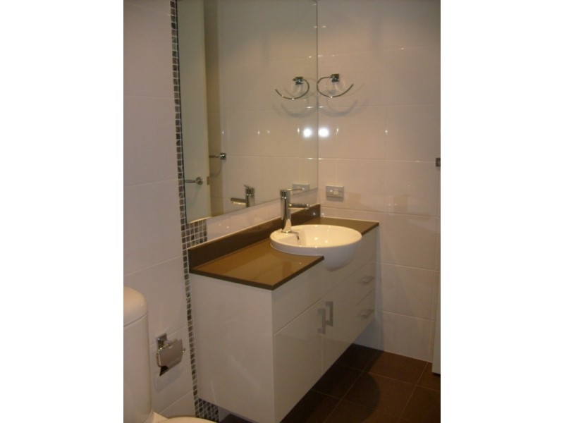 2 Aqua Street “Portia”, Southport QLD 4215