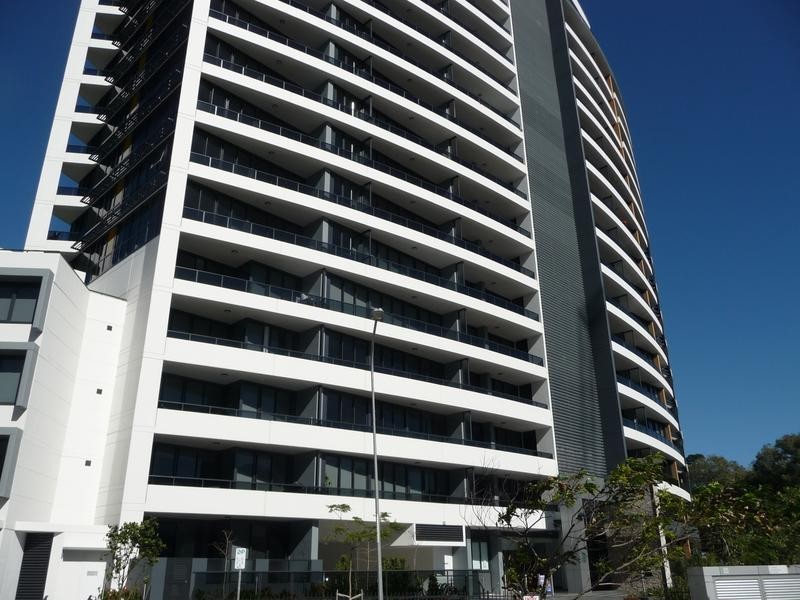 715/2 Aqua Street ‘Portia’, Southport QLD 4215