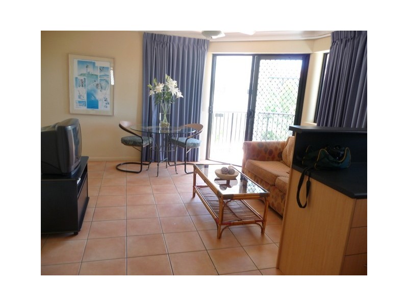 9/12 Paradise Island, Surfers Paradise QLD 4217