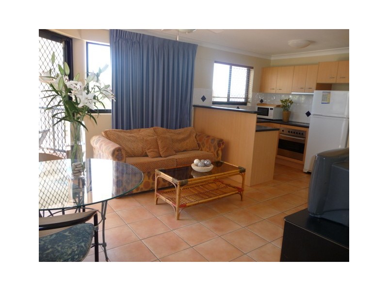 9/12 Paradise Island, Surfers Paradise QLD 4217