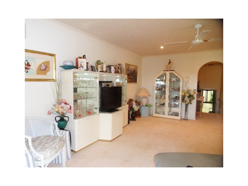 9/150 Surf Parade, Broadbeach QLD 4218