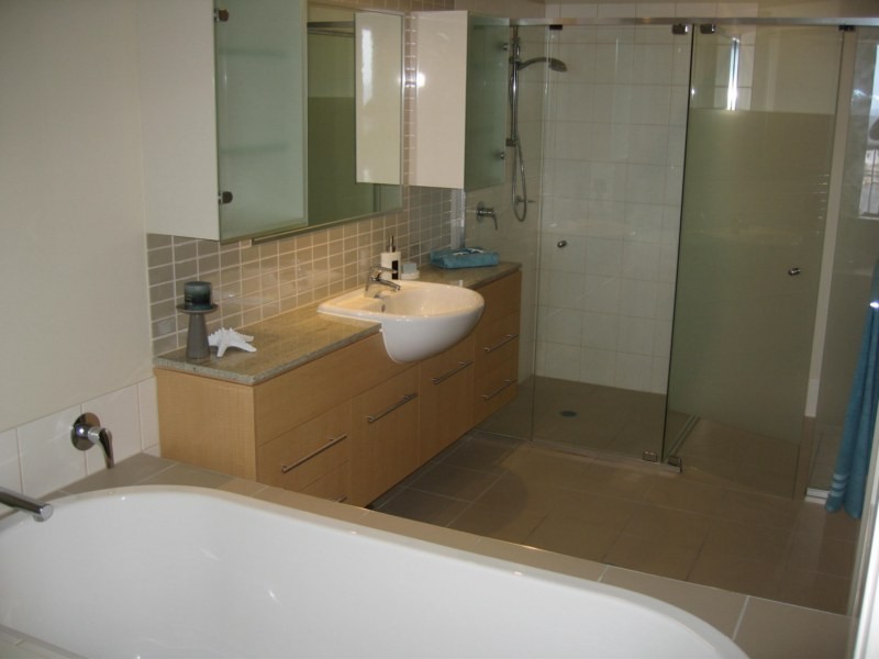 284/105 Scarborough Street, Southport QLD 4215