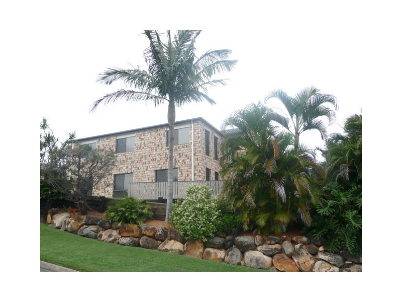 4 West Mountain Court, Parkwood QLD 4214