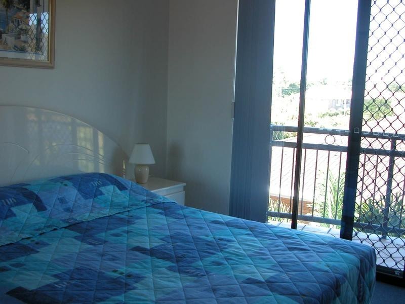 12/10 Bath Street, Labrador QLD 4215