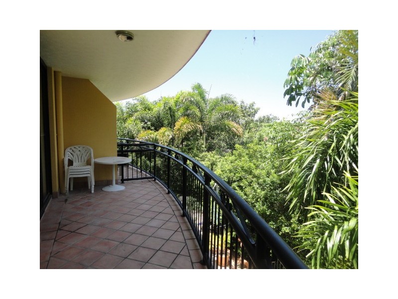 12/10 Bath Street, Labrador QLD 4215