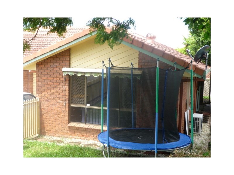 2/25 Binstead Drive, Southport QLD 4215