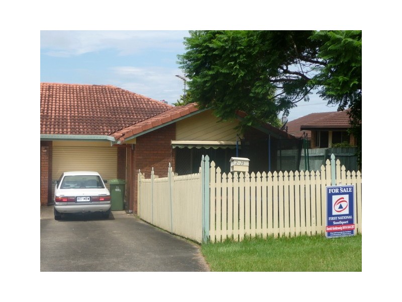 2/25 Binstead Drive, Southport QLD 4215