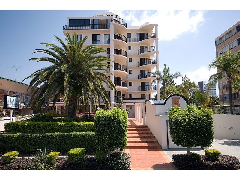 8/12 Paradise Island, Surfers Paradise QLD 4217