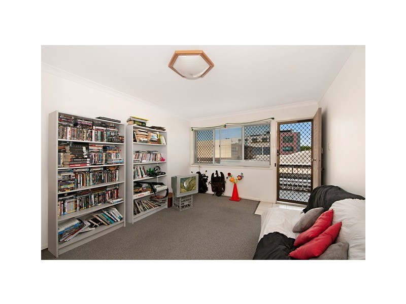 7/10 Railway Street, Southport QLD 4215