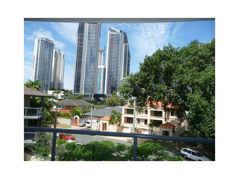 302/1 Stanhill Drive, Surfers Paradise QLD 4217
