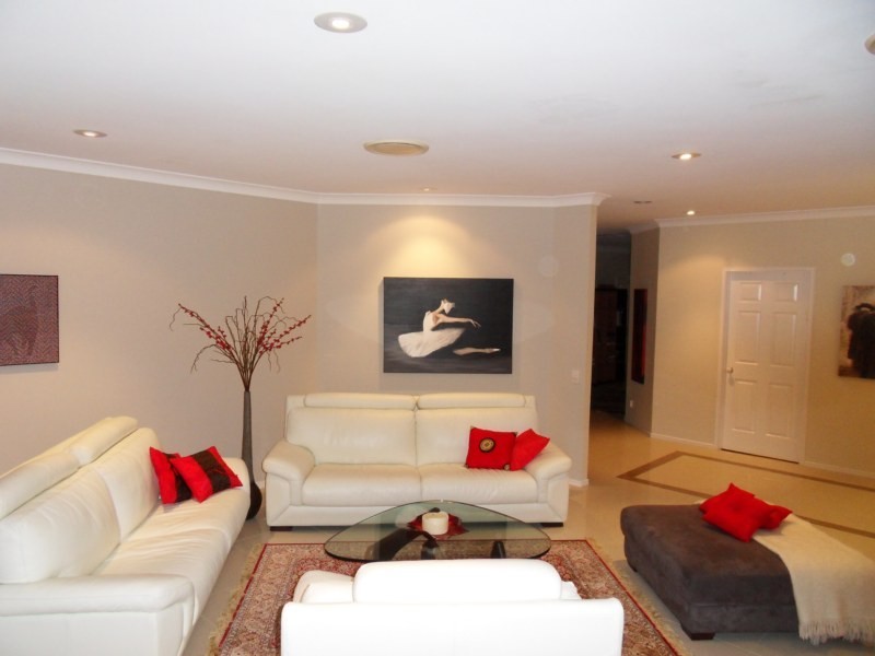 51 Charolais Crescent, Benowa QLD 4217