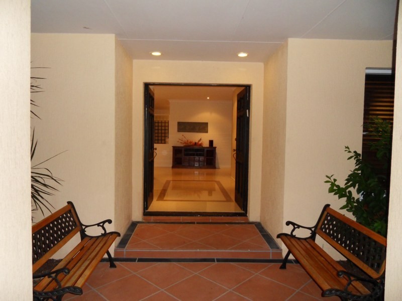 51 Charolais Crescent, Benowa QLD 4217