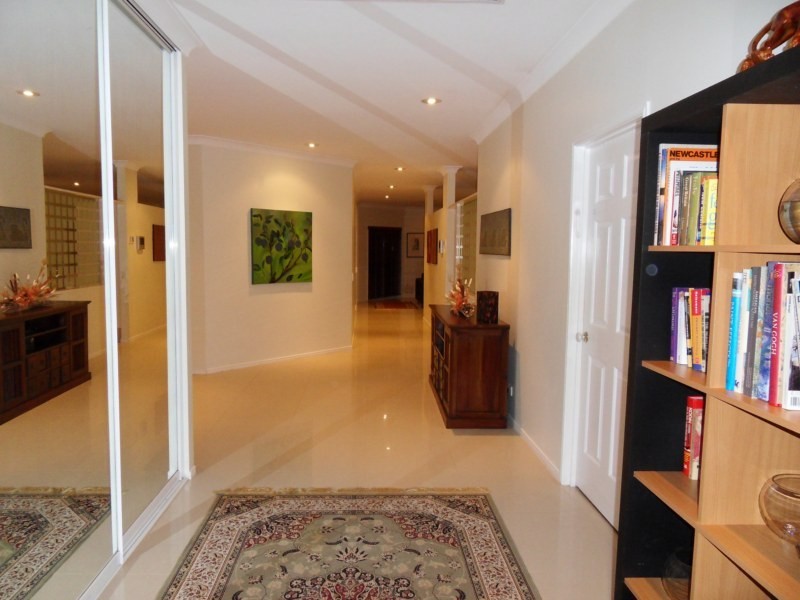 51 Charolais Crescent, Benowa QLD 4217