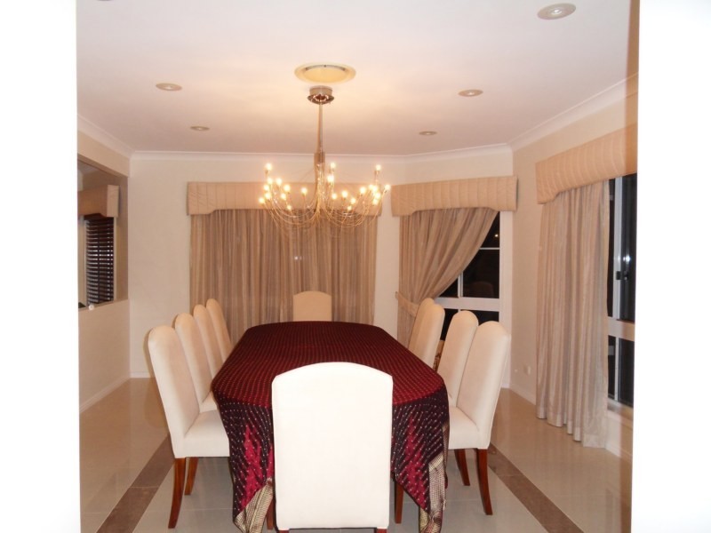 51 Charolais Crescent, Benowa QLD 4217