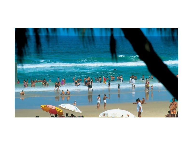 8/14 Paradise Island, Surfers Paradise QLD 4217