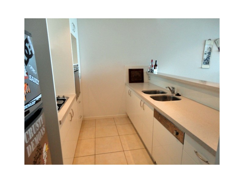 1210/1 Como Crescent, Southport QLD 4215