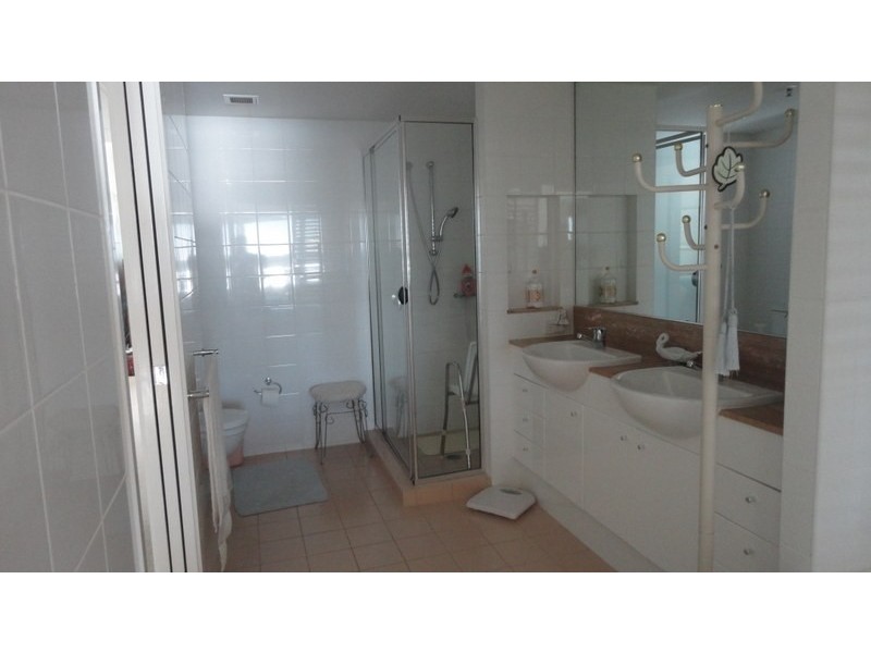 86/326 Marine Parade, Labrador QLD 4215