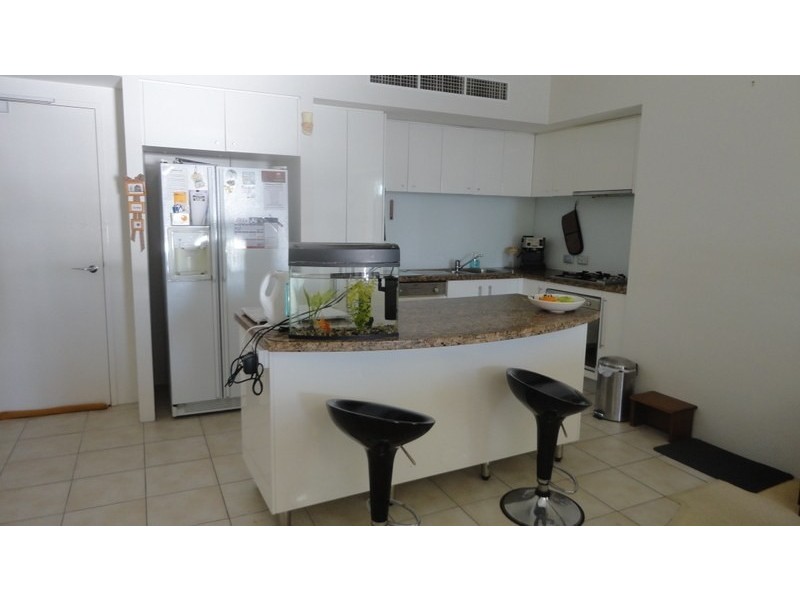 86/326 Marine Parade, Labrador QLD 4215