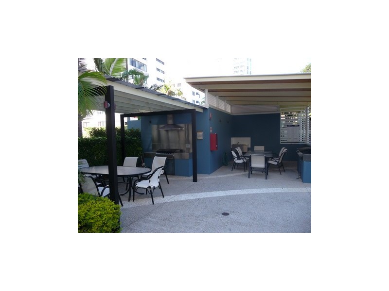 86/326 Marine Parade, Labrador QLD 4215