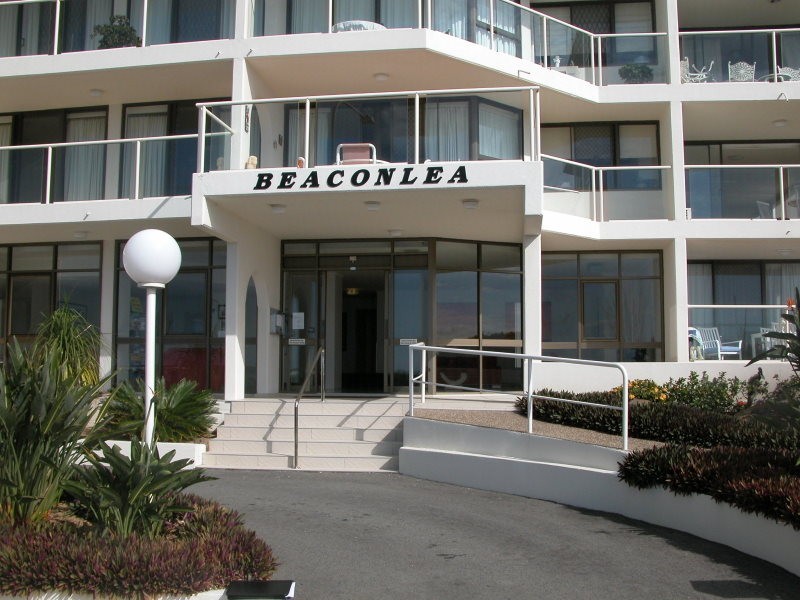 10/318 Marine Parade, Labrador QLD 4215