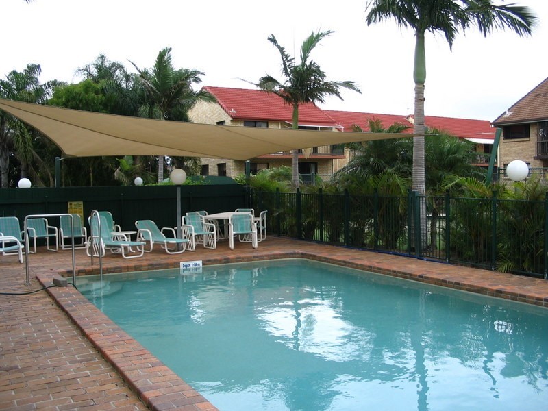 10/318 Marine Parade, Labrador QLD 4215