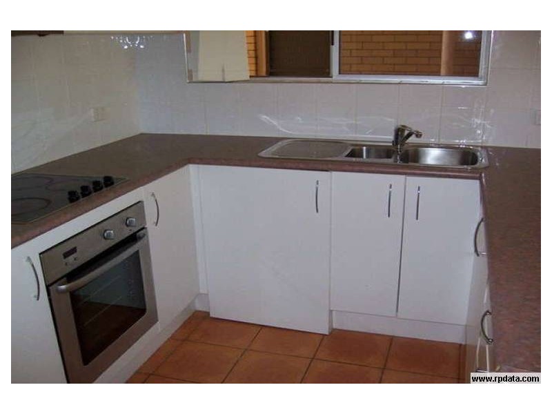 6/4 Marine Parade, Southport QLD 4215