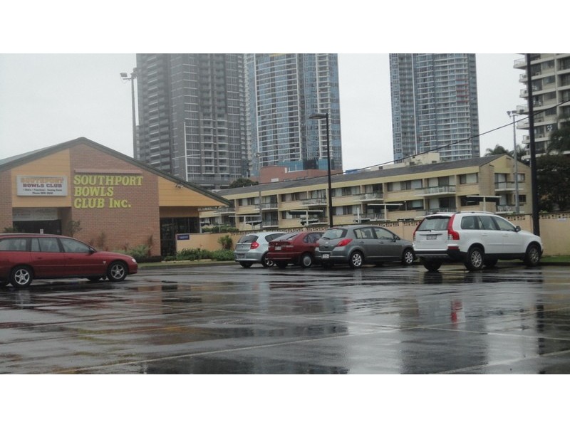 6/4 Marine Parade, Southport QLD 4215