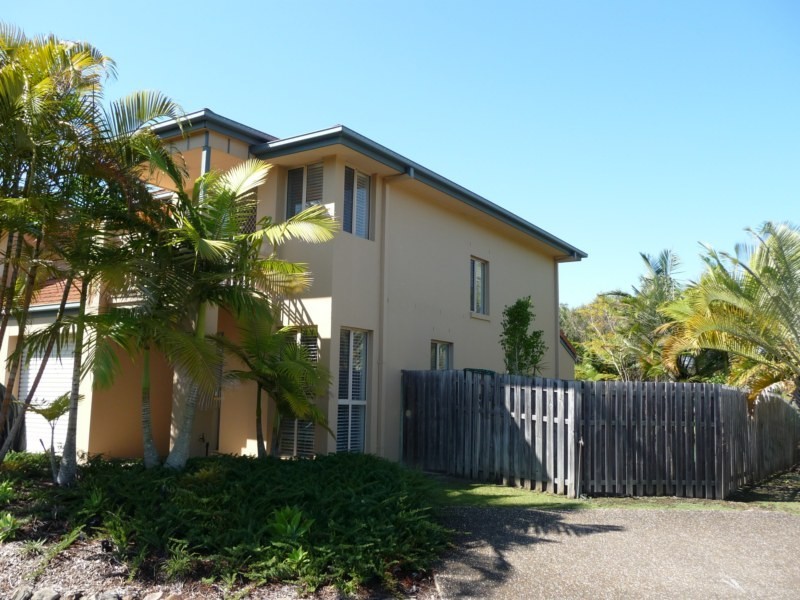 24/191 Greenacre Drive, Arundel QLD 4214