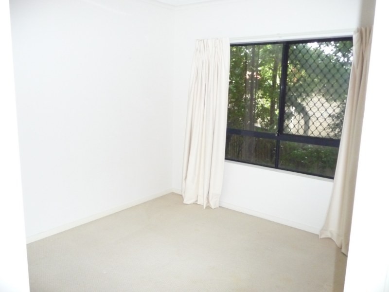 1/10 Tarcoola Crescent, Chevron Island QLD 4217