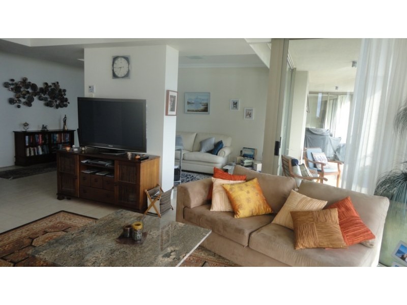 2102/50 Marine Parade, Southport QLD 4215