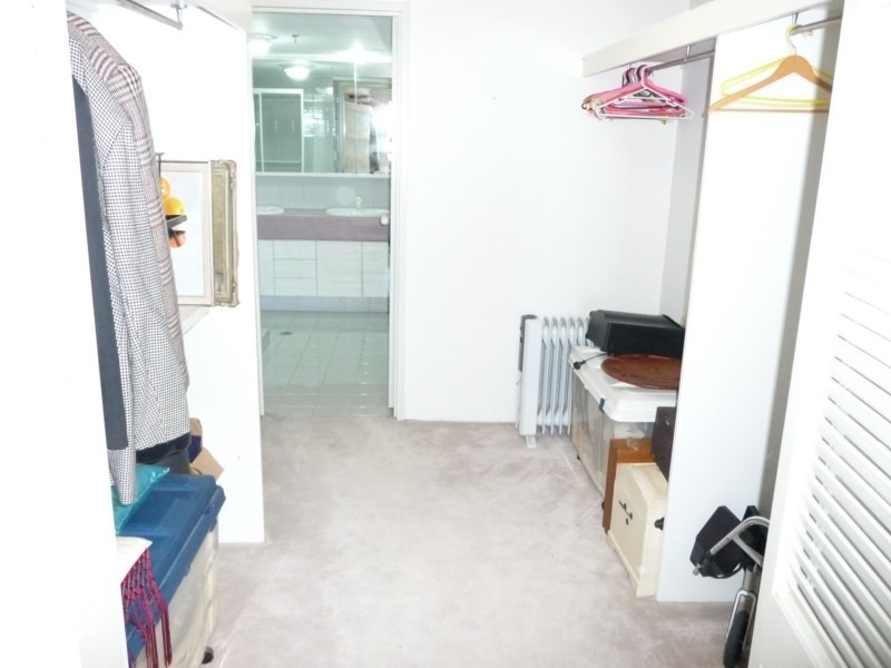 21/21 Bayview Street ‘Bayview Towers’, Runaway Bay QLD 4216