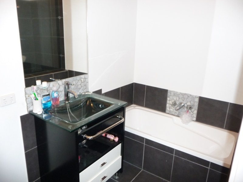 191 Greenacre Drive, Parkwood QLD 4214