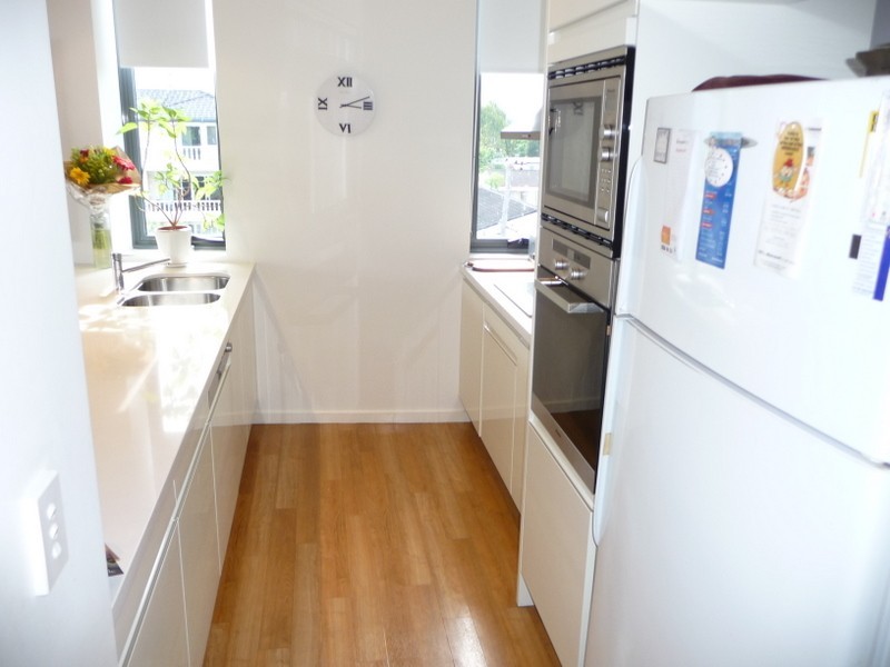 Chevron Island QLD 4217