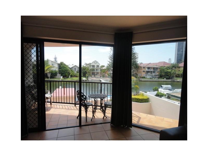 8/12 Paradise Island Drive, Surfers Paradise QLD 4217