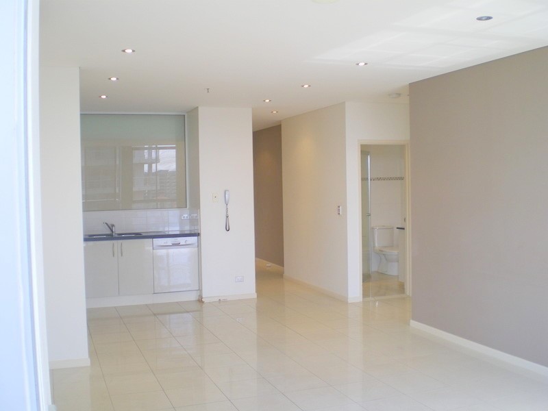 Lot 901, 901/18 Cypress Avenue, Surfers Paradise QLD 4217