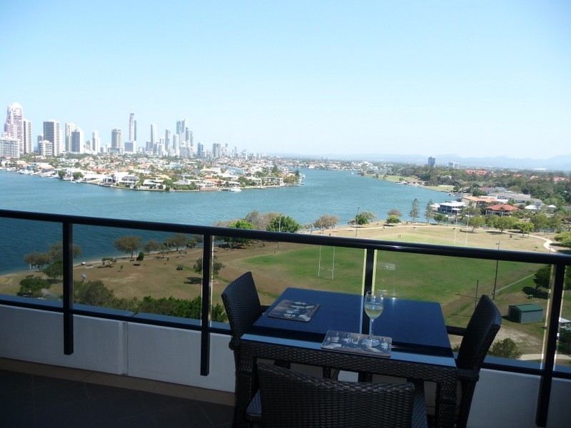 1806/2 Aqua Street, Southport QLD 4215