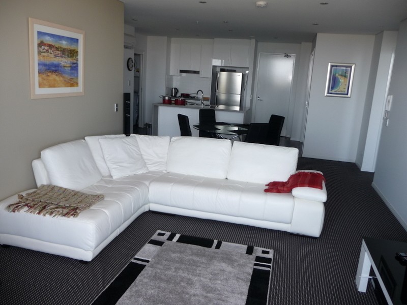 1806/2 Aqua Street, Southport QLD 4215