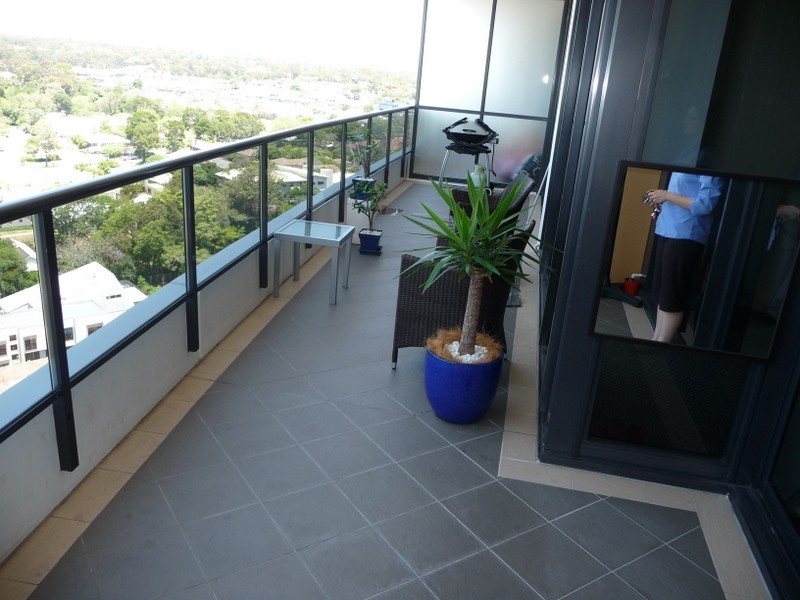 1806/2 Aqua Street, Southport QLD 4215