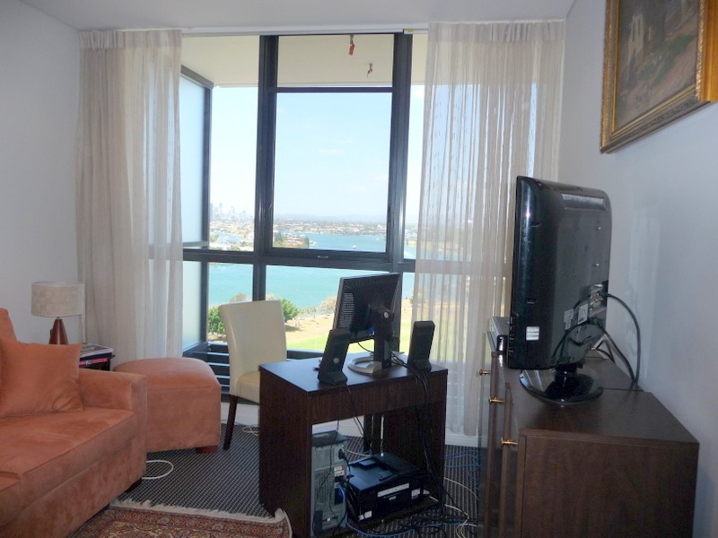 2 Aqua St., Southport QLD 4215