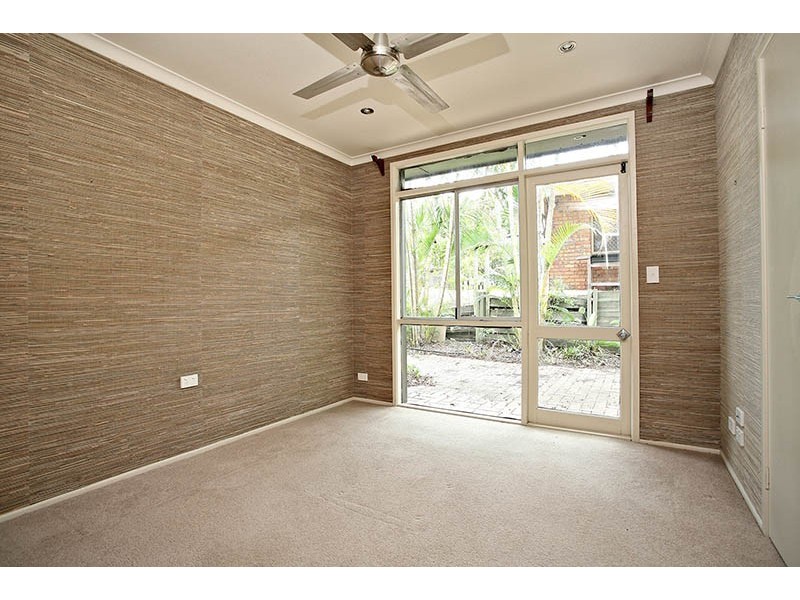 25 Boronia Drive, Southport QLD 4215